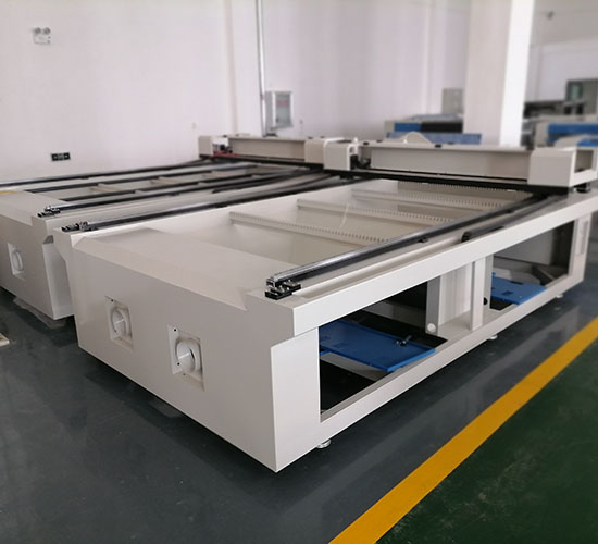 大型激光雕刻機
